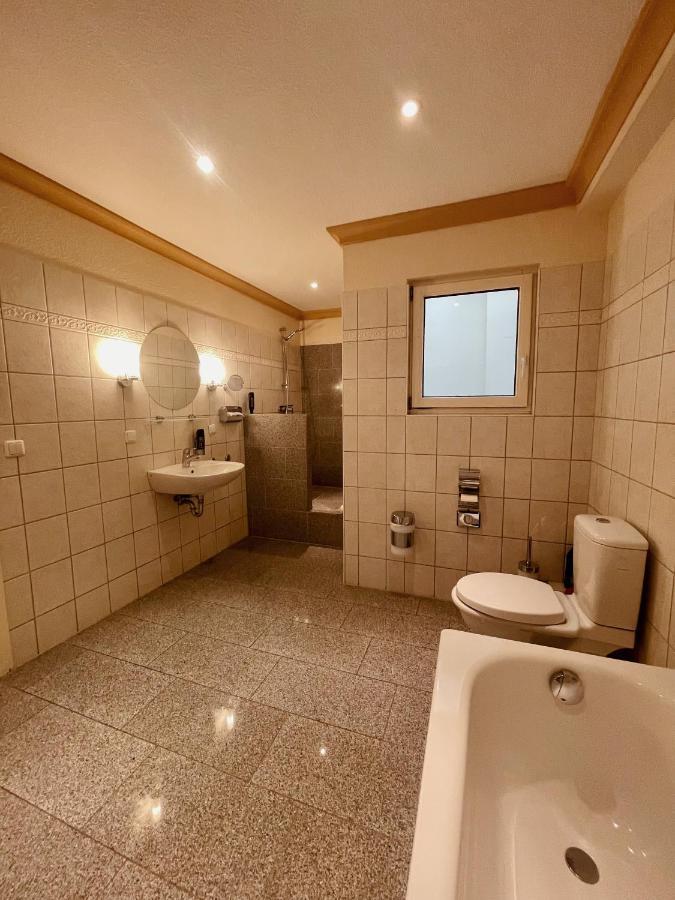 Apartment Josephine ลูเบค ภายนอก รูปภาพ
